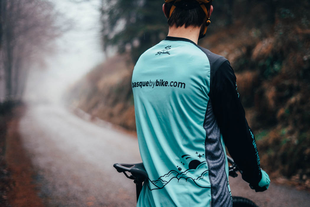 Spiuk enduro MTB jersey | by Bike